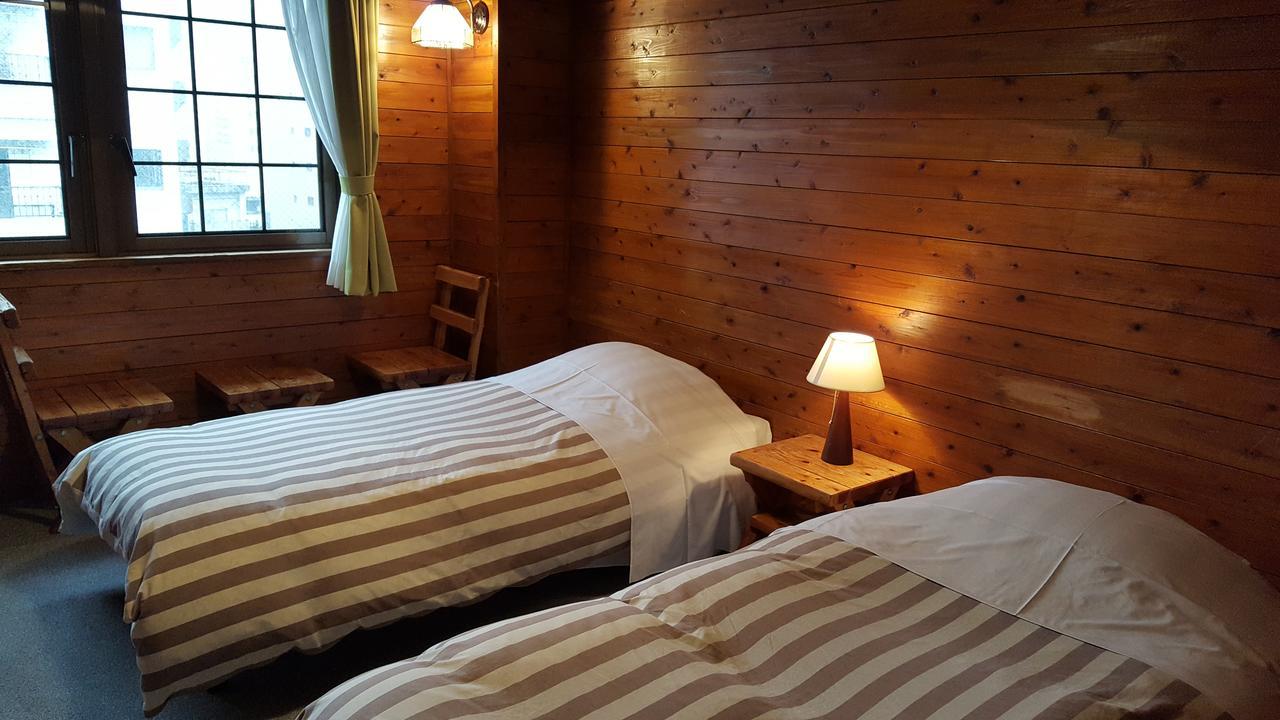 Pension Baden Heim Nagasaki Exterior foto